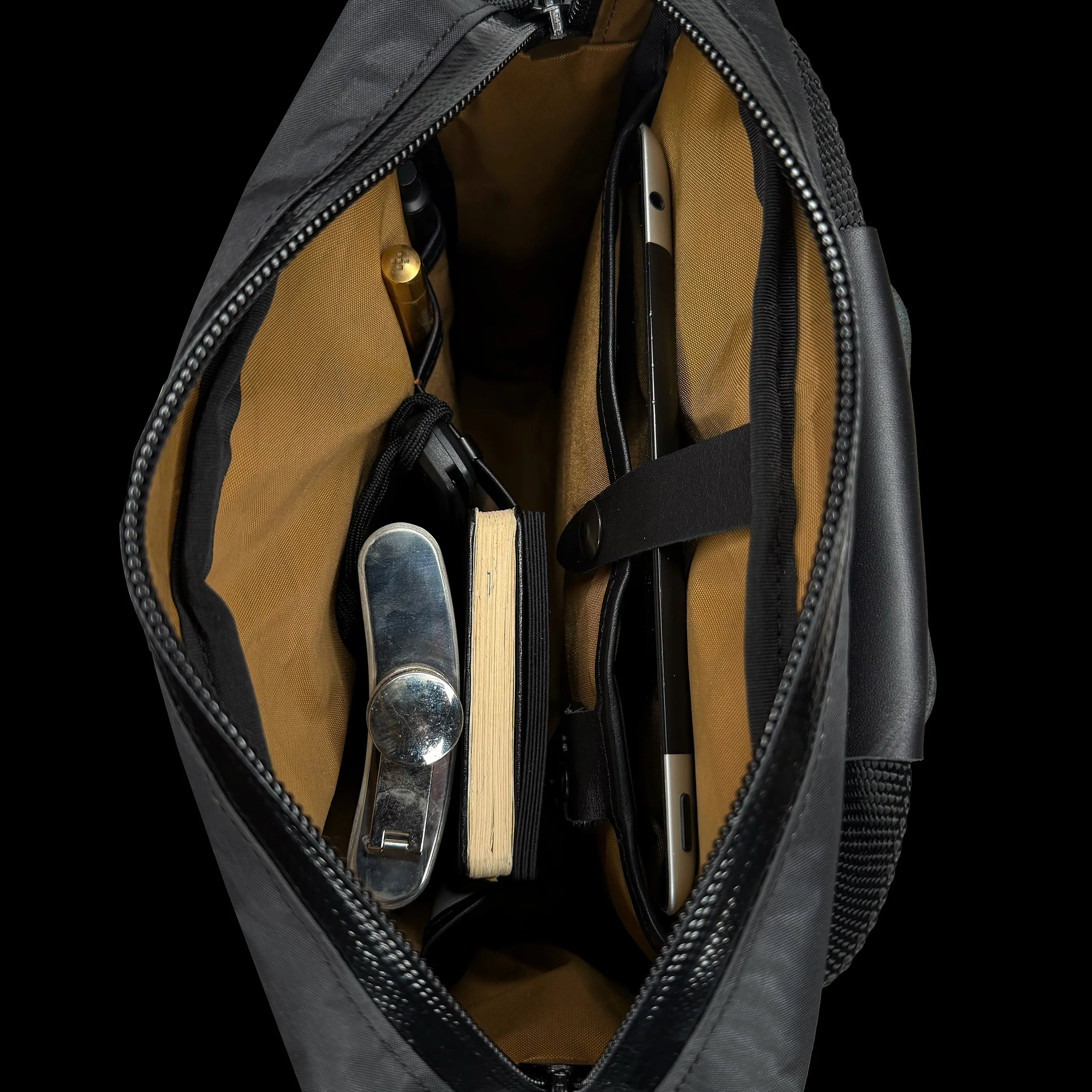 Defender DayTripper / INVERTED Black Dyneema® x Coyote X-Pac™ Lining / Last 1 - Image 2