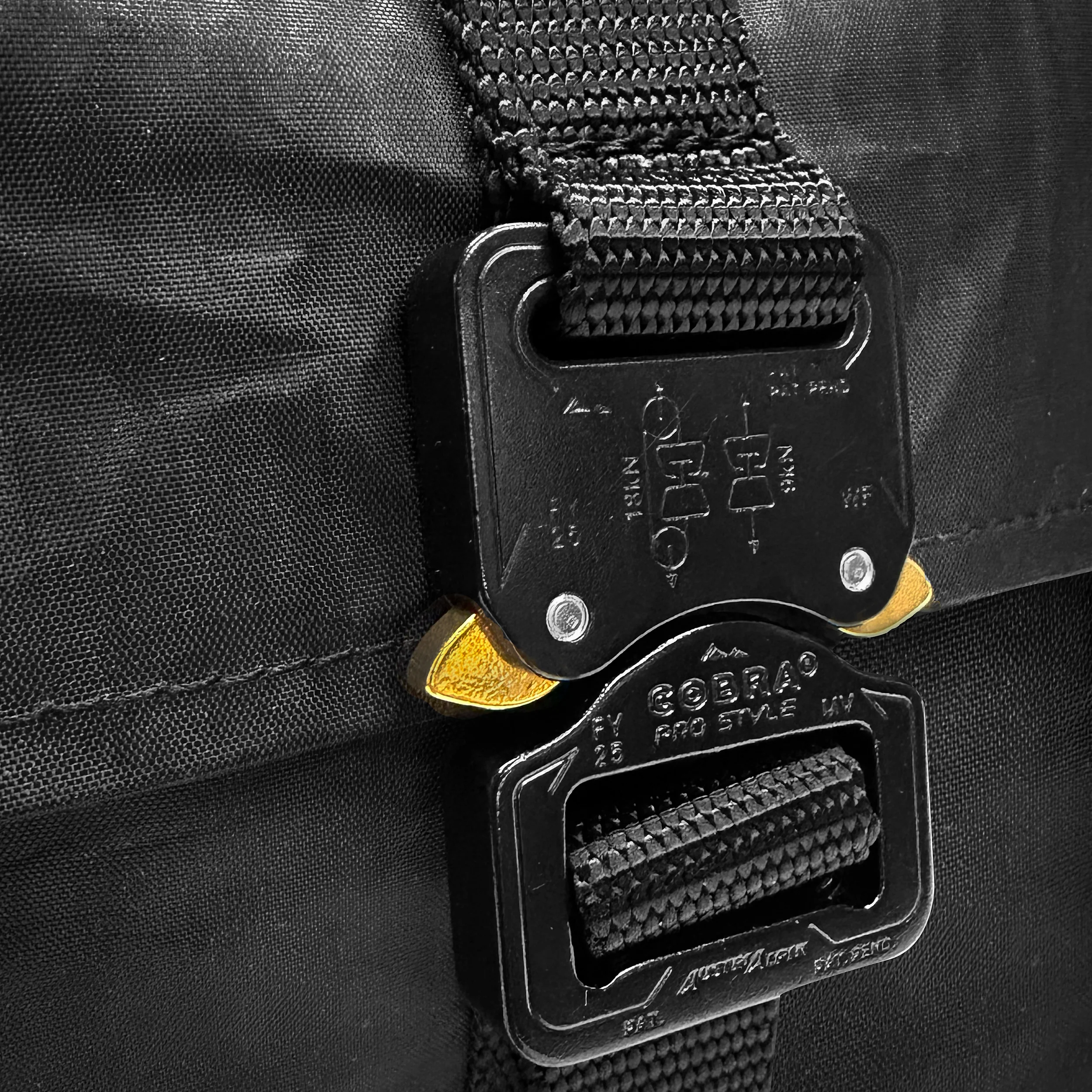Defender DayTripper / INVERTED Black Dyneema® x Coyote X-Pac™ Lining / Last 1 - Image 3