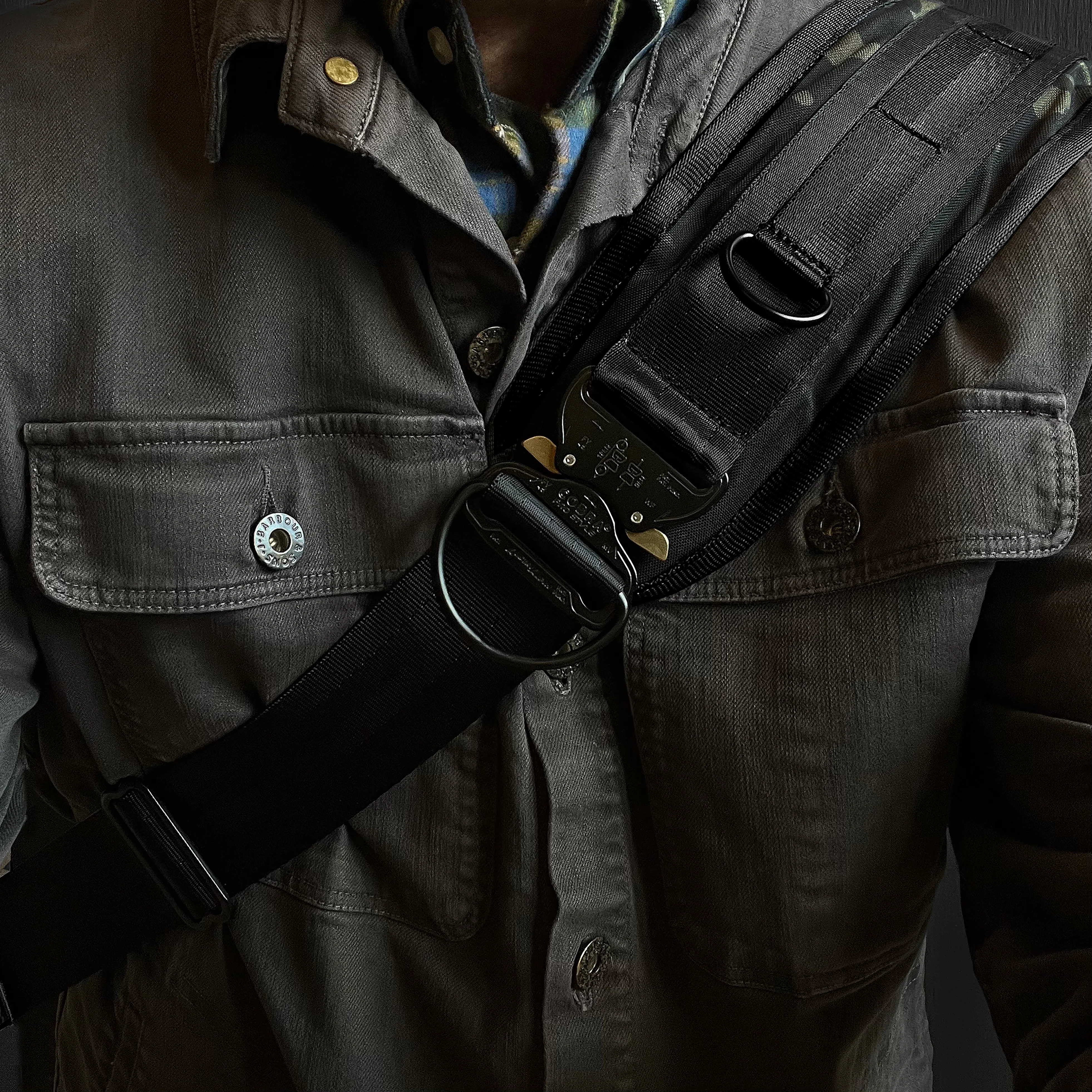 Defender Rogue Camo MultiCam Black™ CORDURA® x Coyote X-Pac™ - Image 18