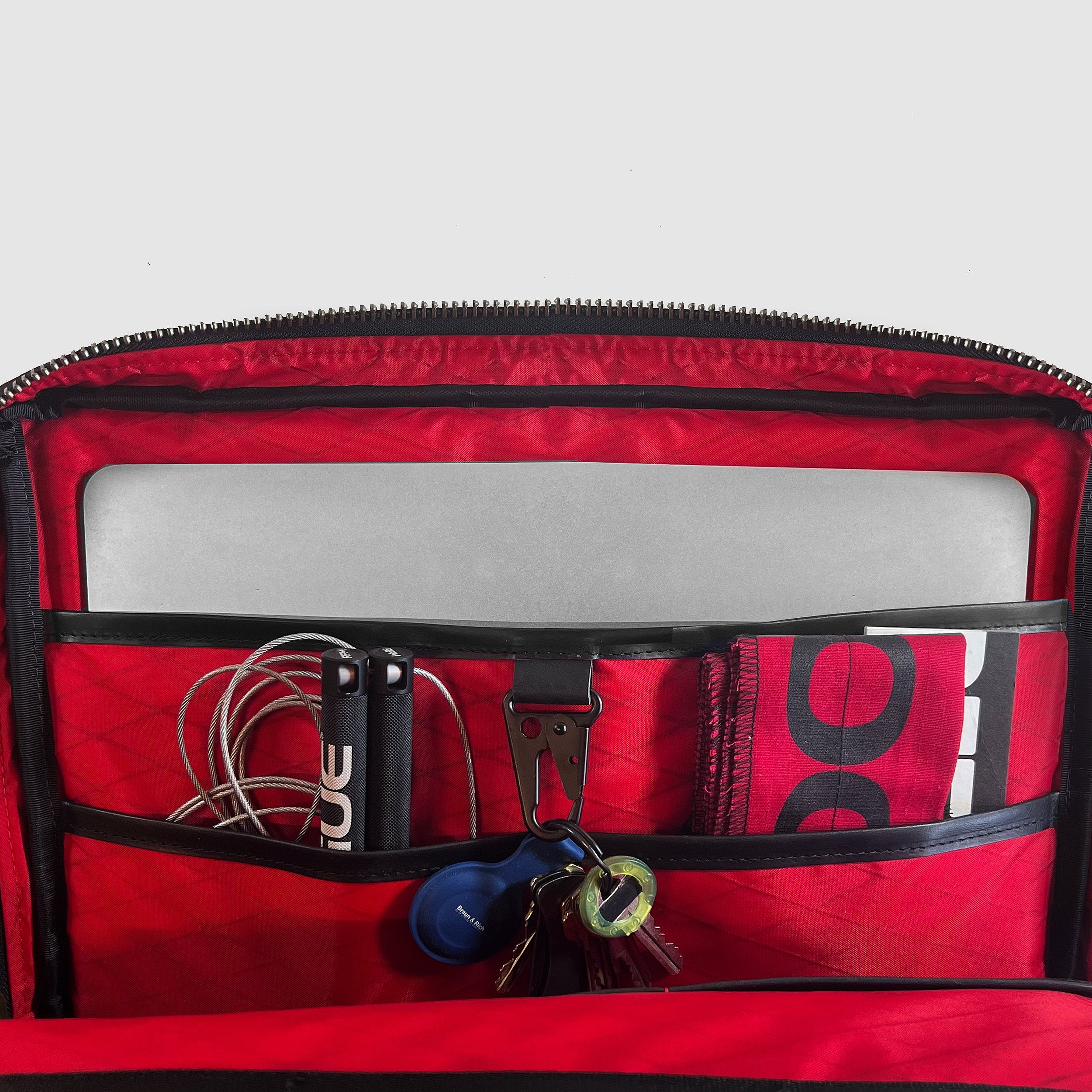 Slim Briefcase Horween Austin Calf Leather x Redrum X-PAC™ / Low Stock - Image 4