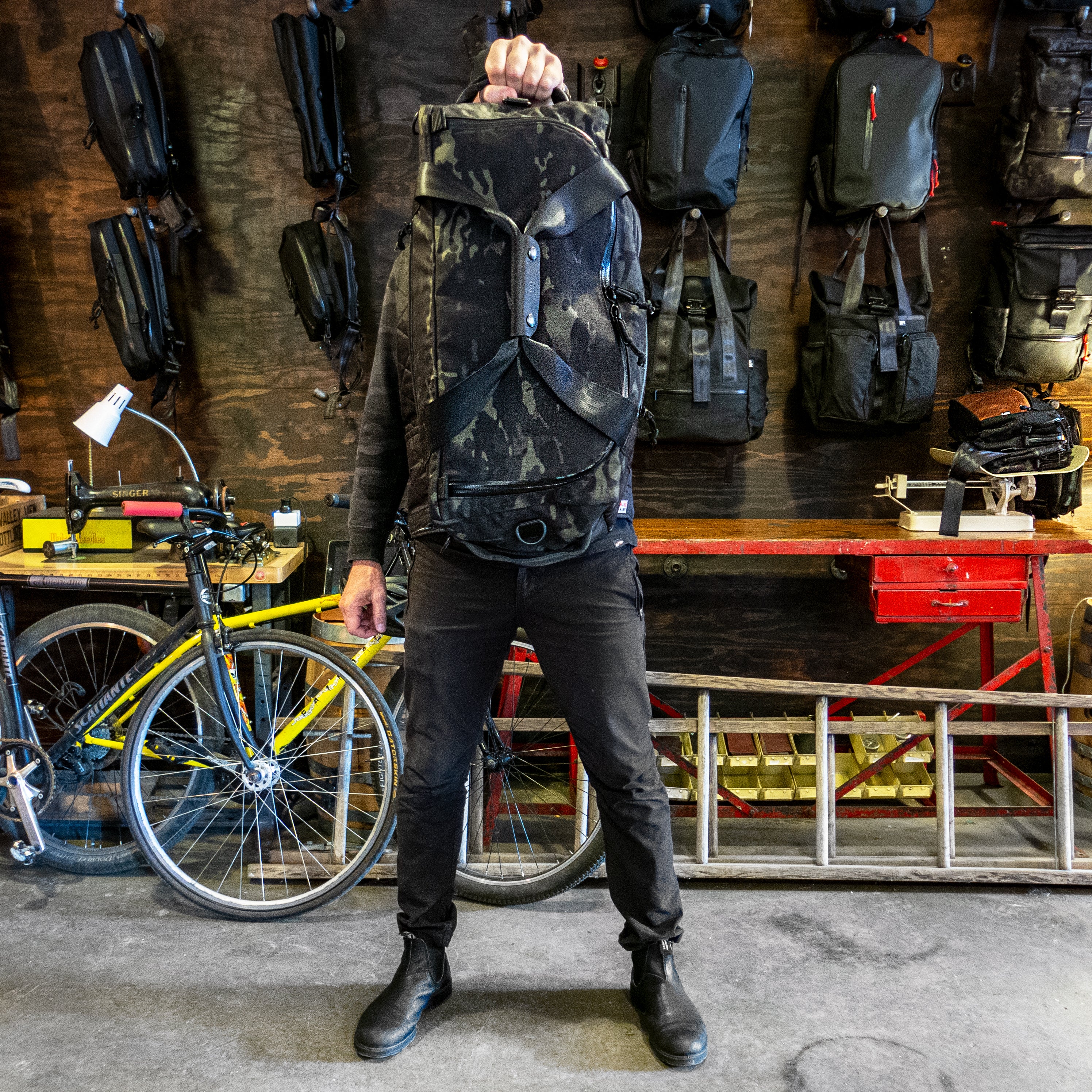 The Rover Backpack Rogue Camo MultiCam Black™ CORDURA® - Image 10